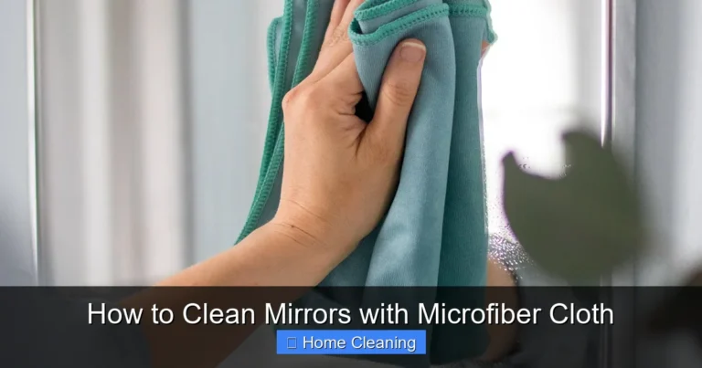 How to Clean Mirrors with Microfiber Cloth