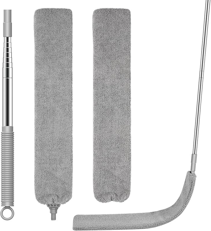 SetSail retractable gap duster with 81-inch handle and microfiber clot