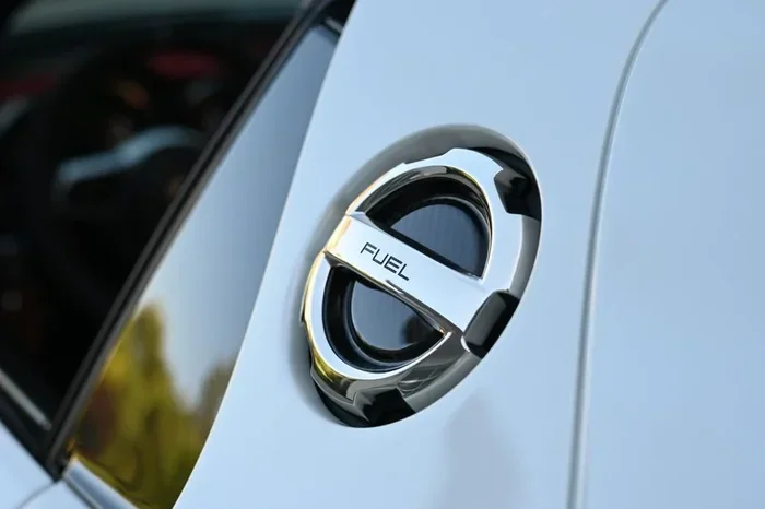 How Big Is the Gas Tank in an Altima and Why It Matters