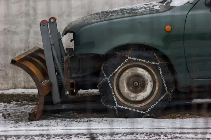 Easy Steps of Removing Wheel Tyre from the Car Safely