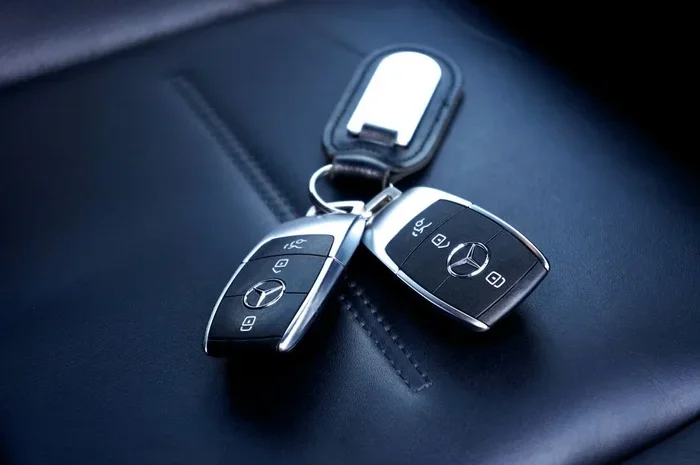 How to Replace the Battery in Your Dodge 2013 Key Fob