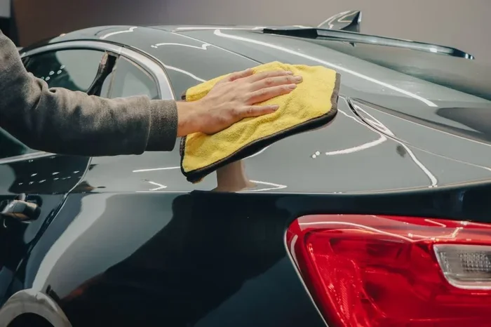 When to Replace Waxing a Car for Maximum Protection