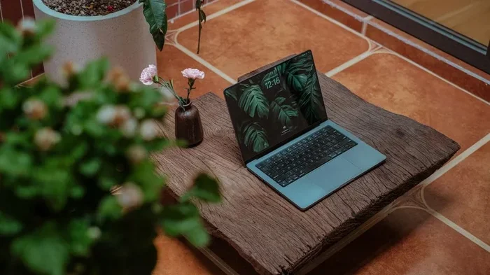 Why a Loaner Laptop Is the Best Tool for Remote Work